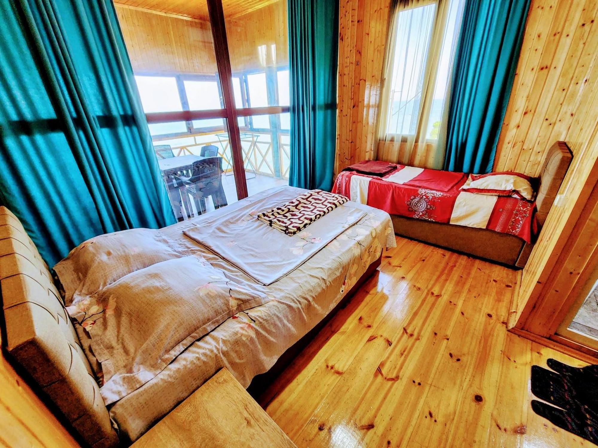 Guest House Nona 차크비 외부 사진