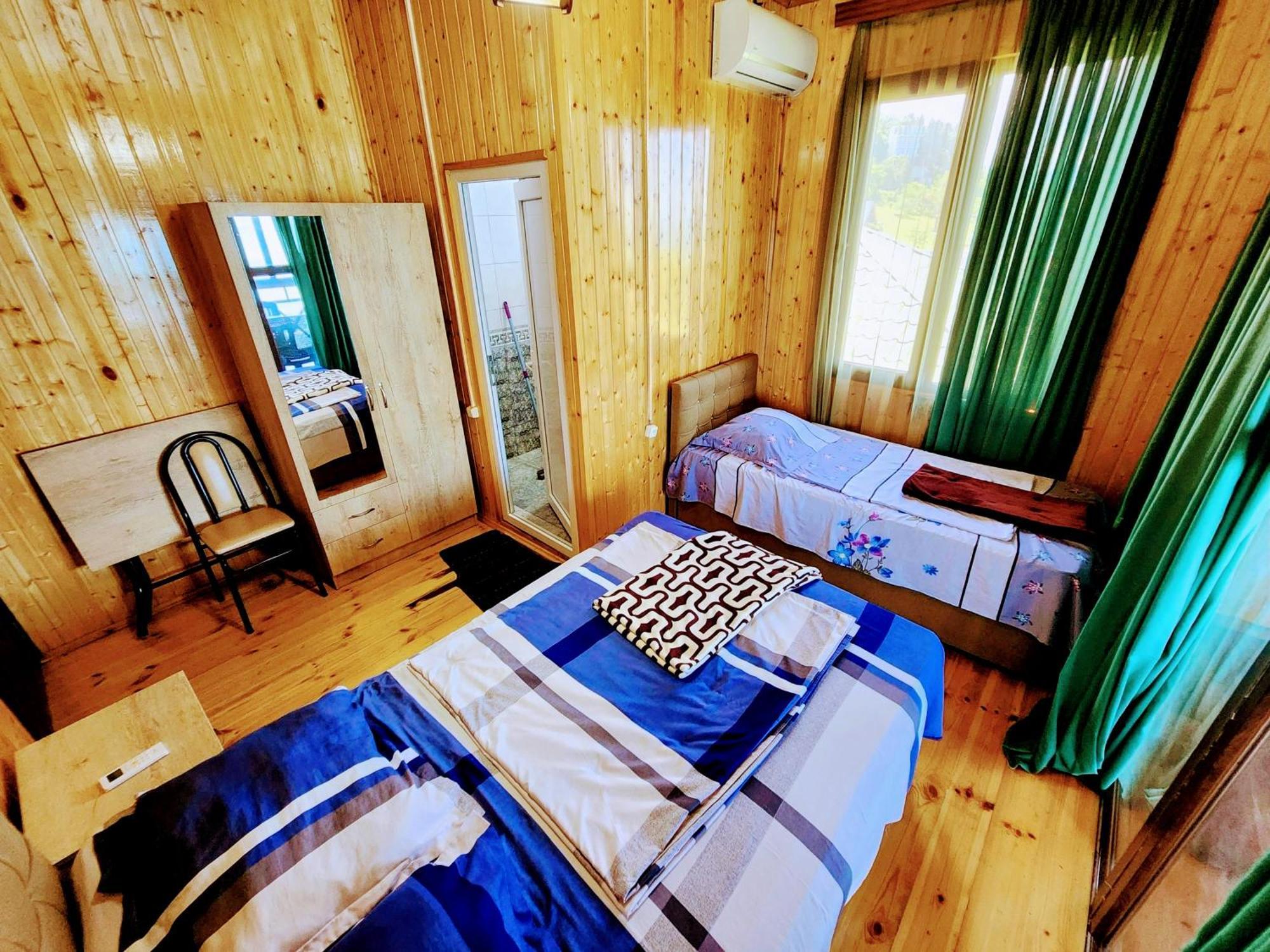 Guest House Nona 차크비 외부 사진