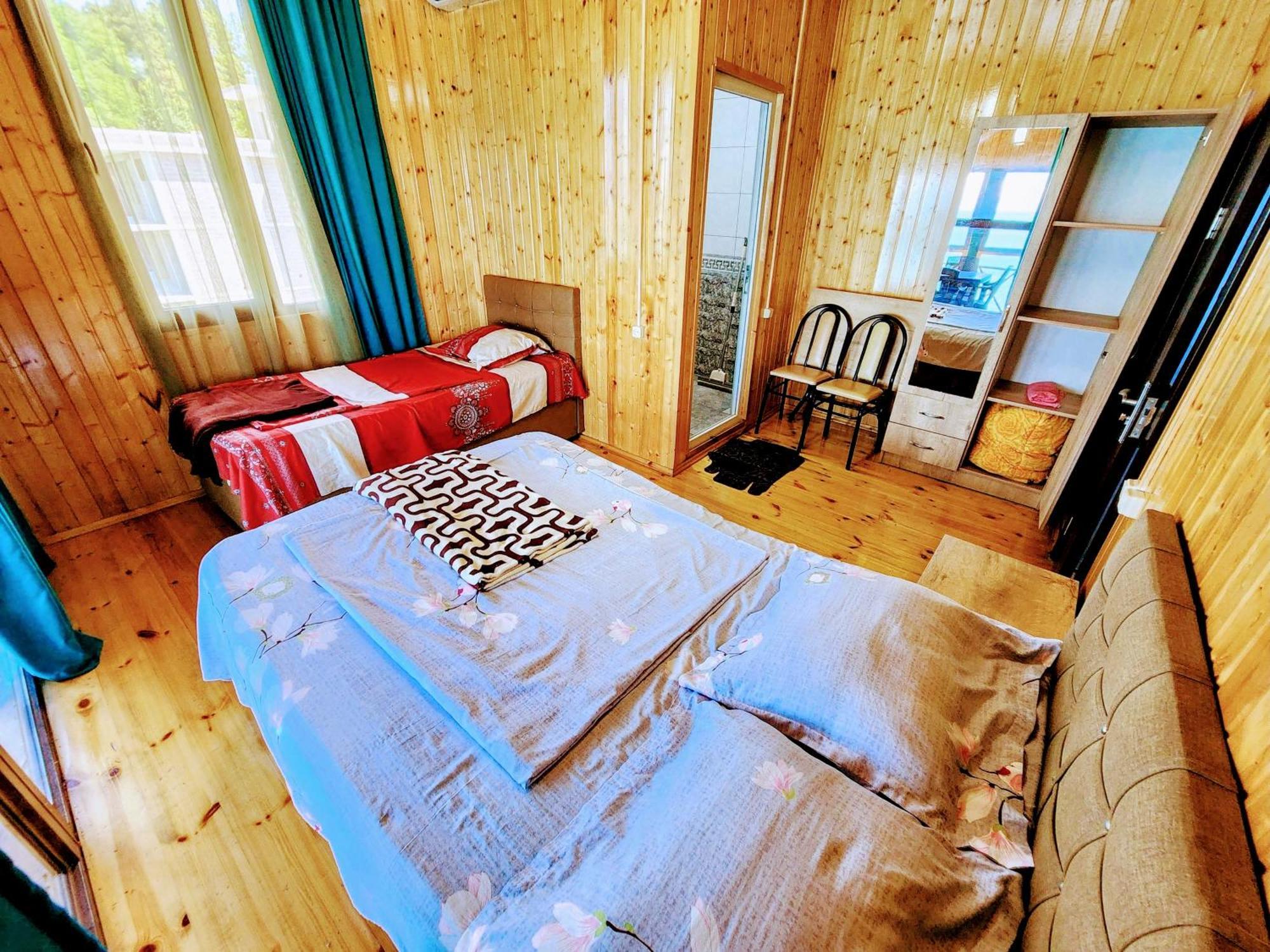 Guest House Nona 차크비 외부 사진