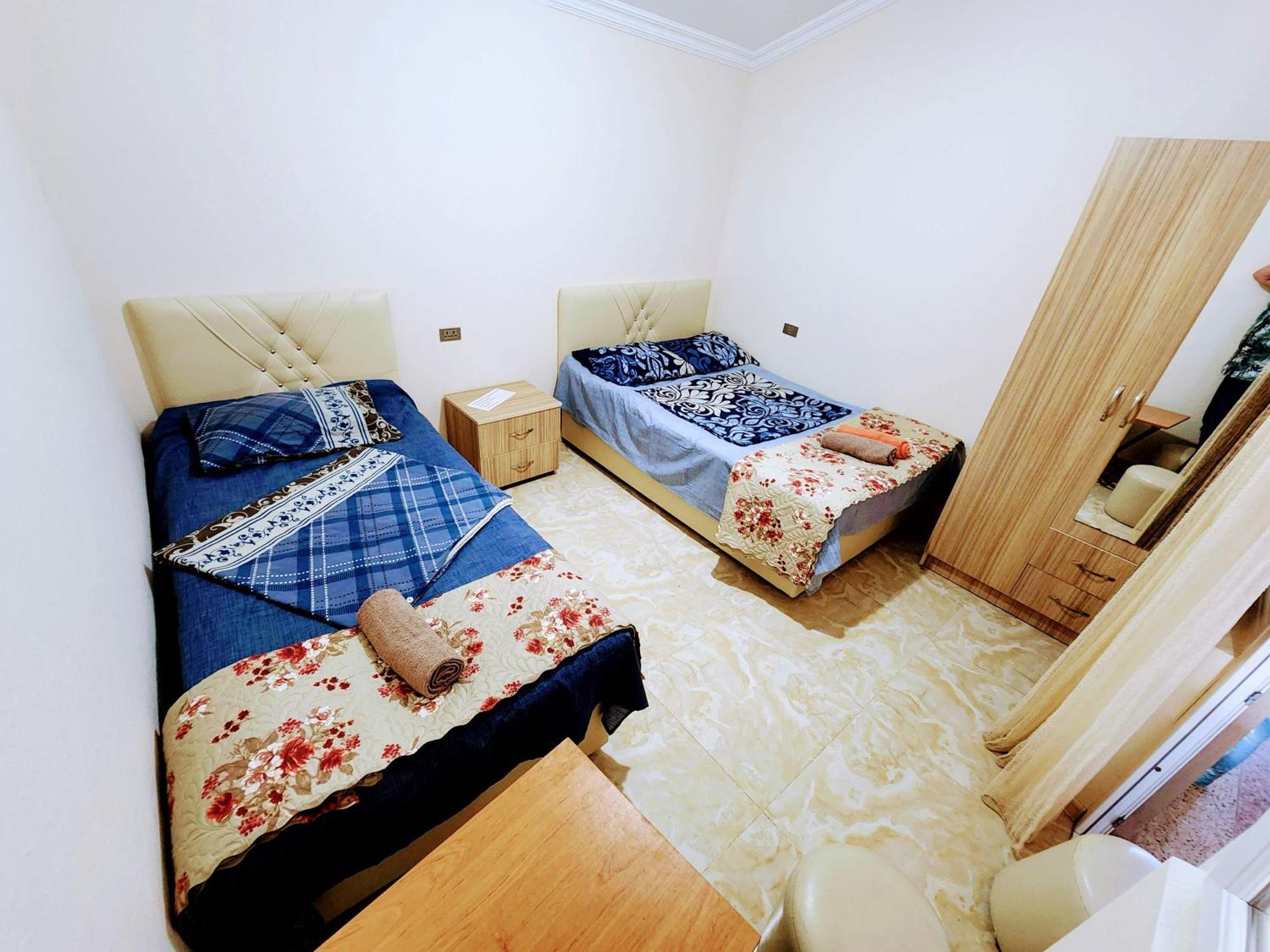 Guest House Nona 차크비 외부 사진