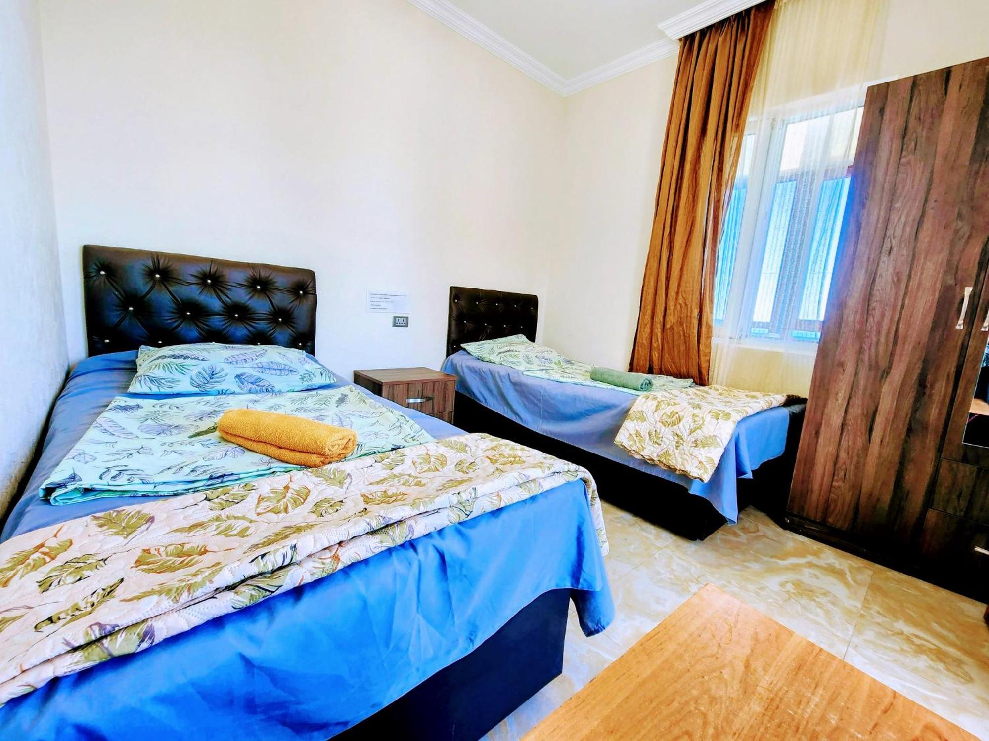Guest House Nona 차크비 외부 사진