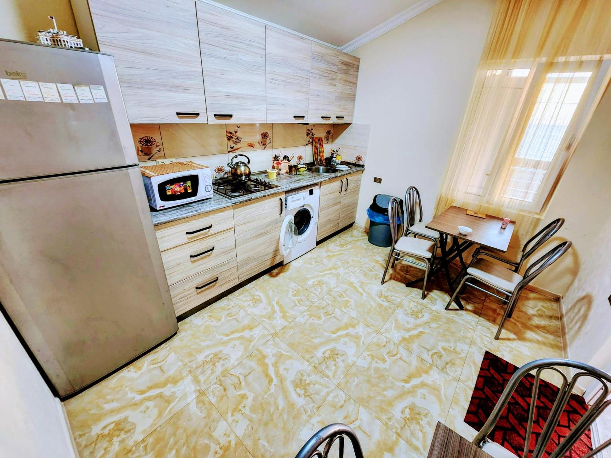 Guest House Nona 차크비 외부 사진