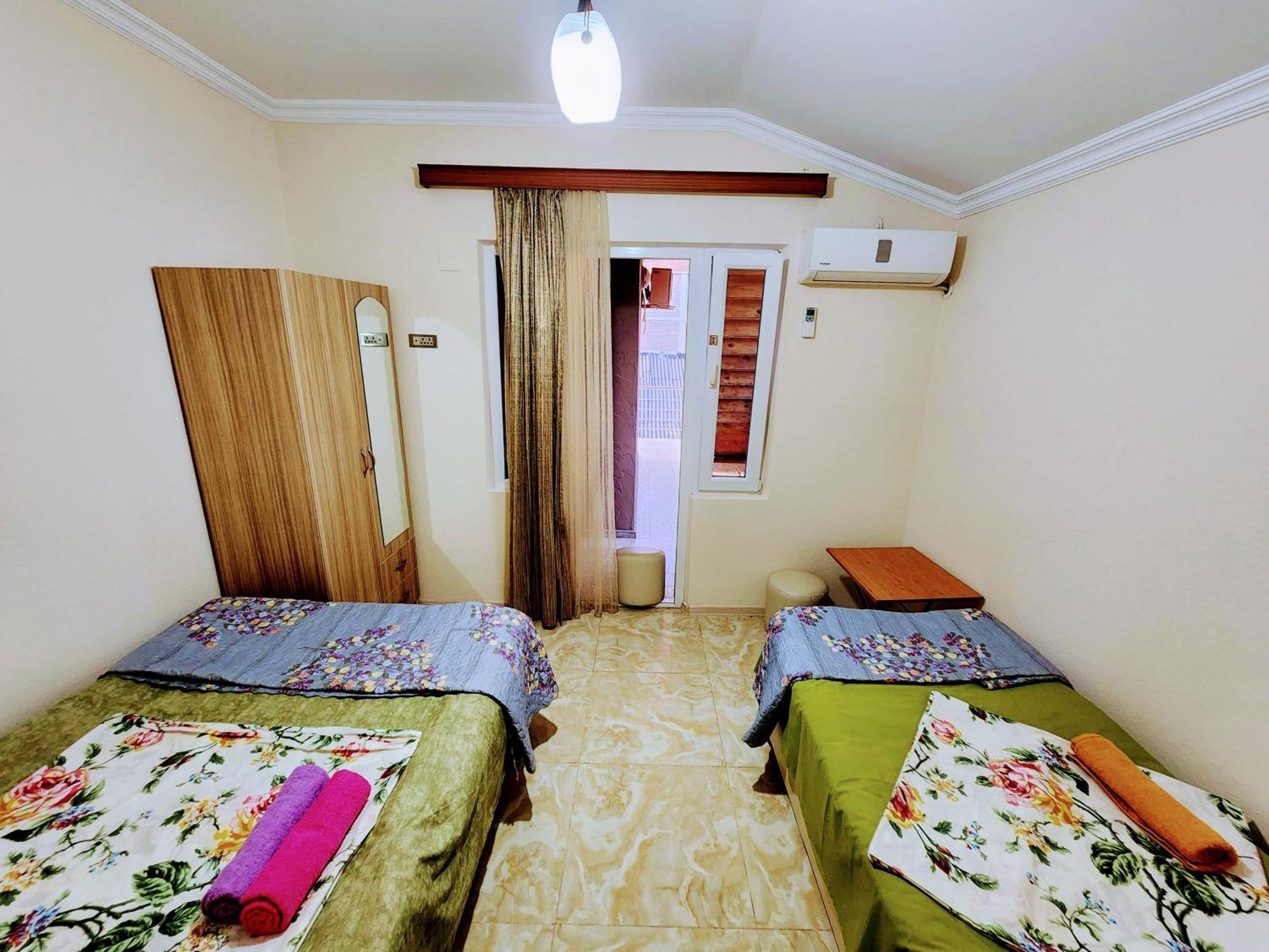 Guest House Nona 차크비 외부 사진