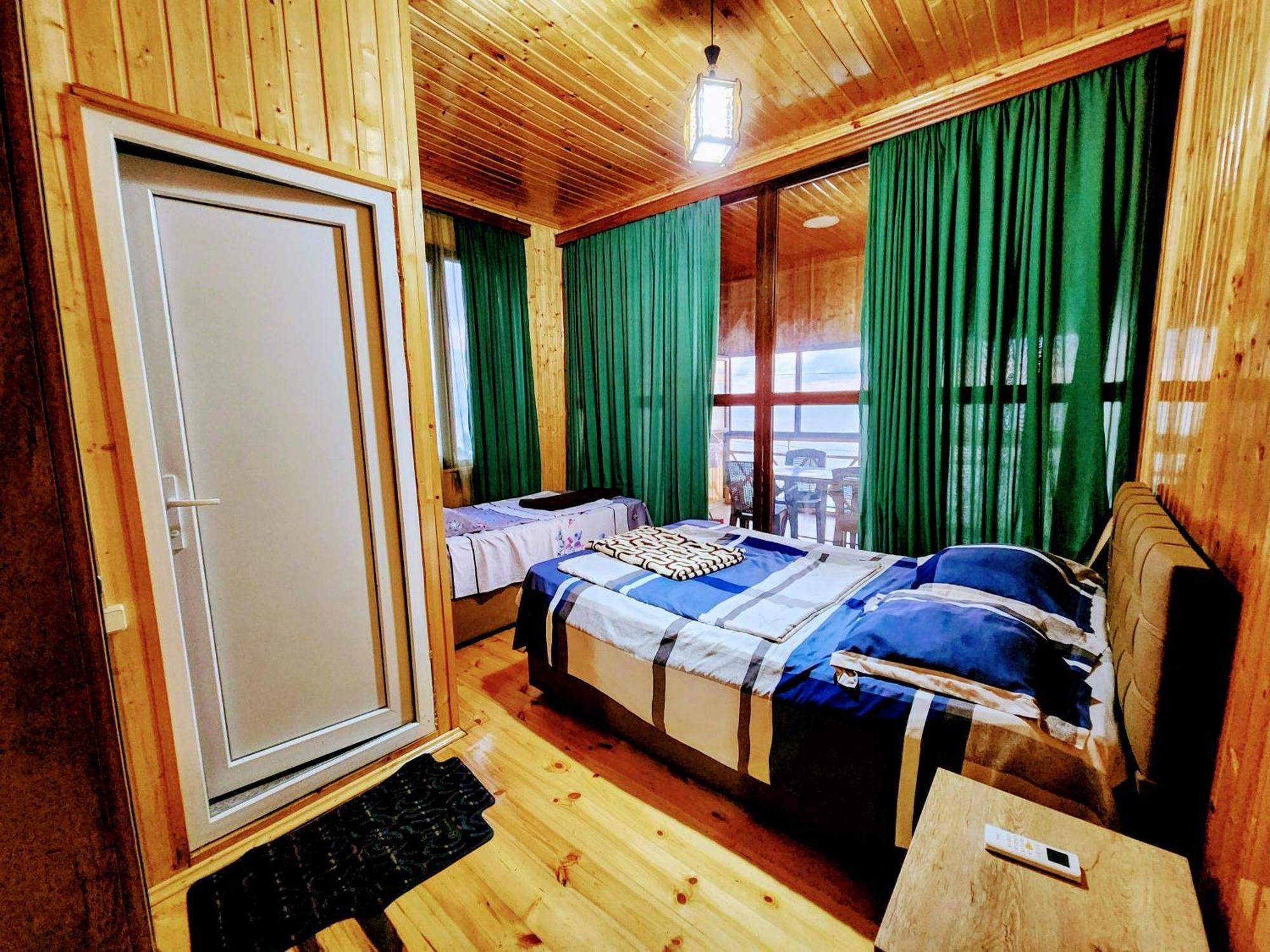 Guest House Nona 차크비 외부 사진