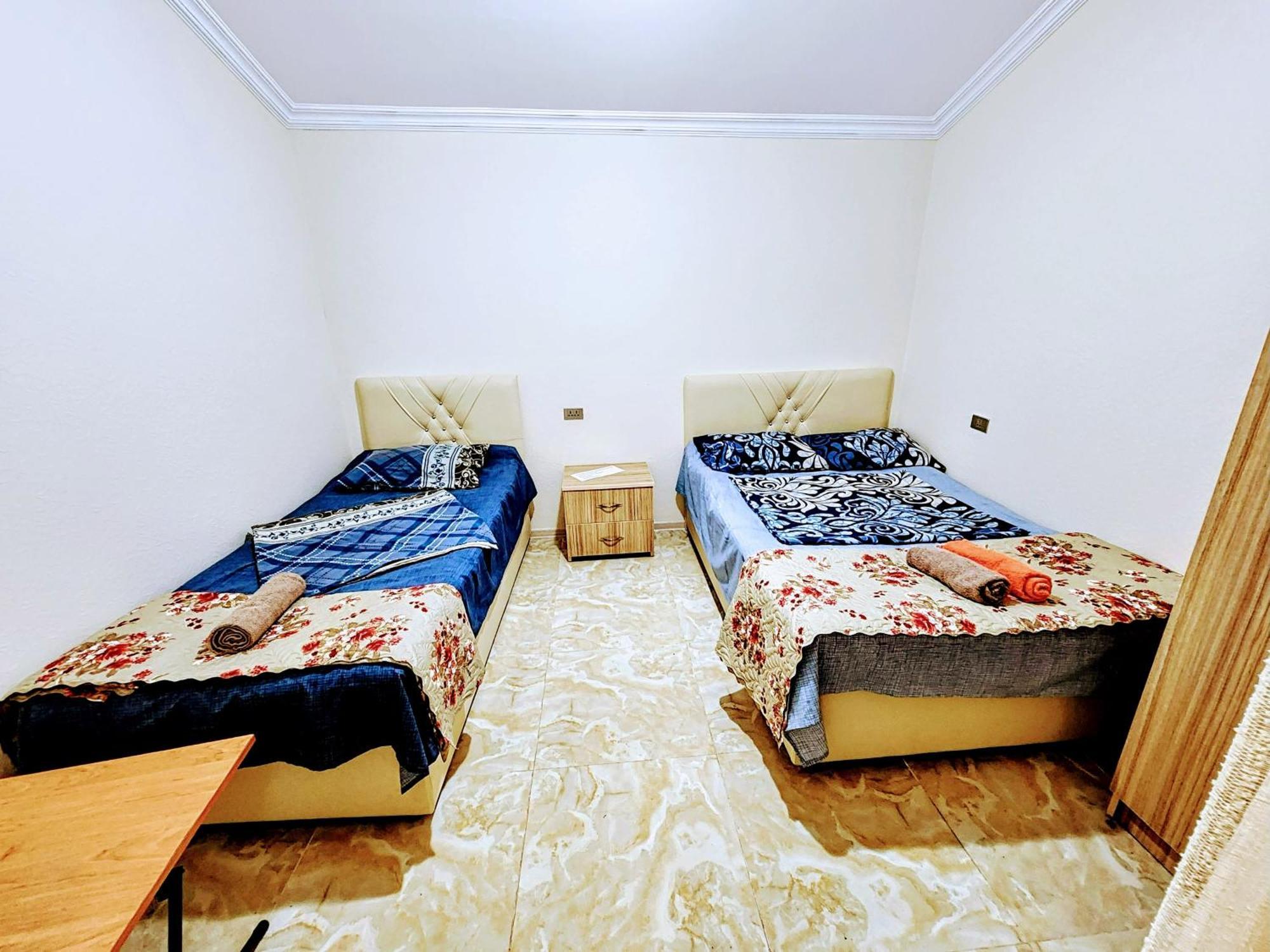 Guest House Nona 차크비 외부 사진